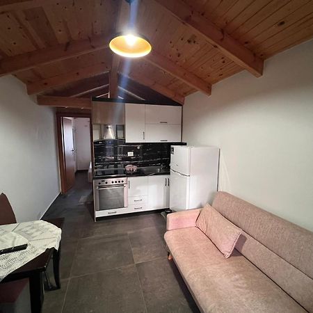 Guest Rooms Arbri Влёра Экстерьер фото