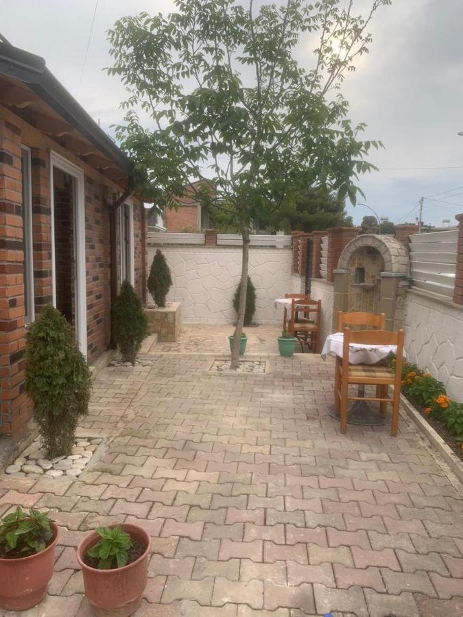 Guest Rooms Arbri Влёра Экстерьер фото