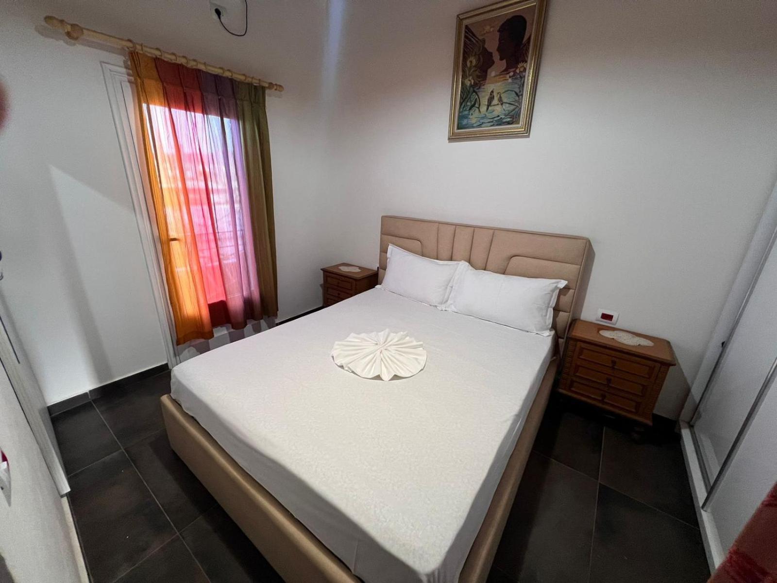 Guest Rooms Arbri Влёра Экстерьер фото